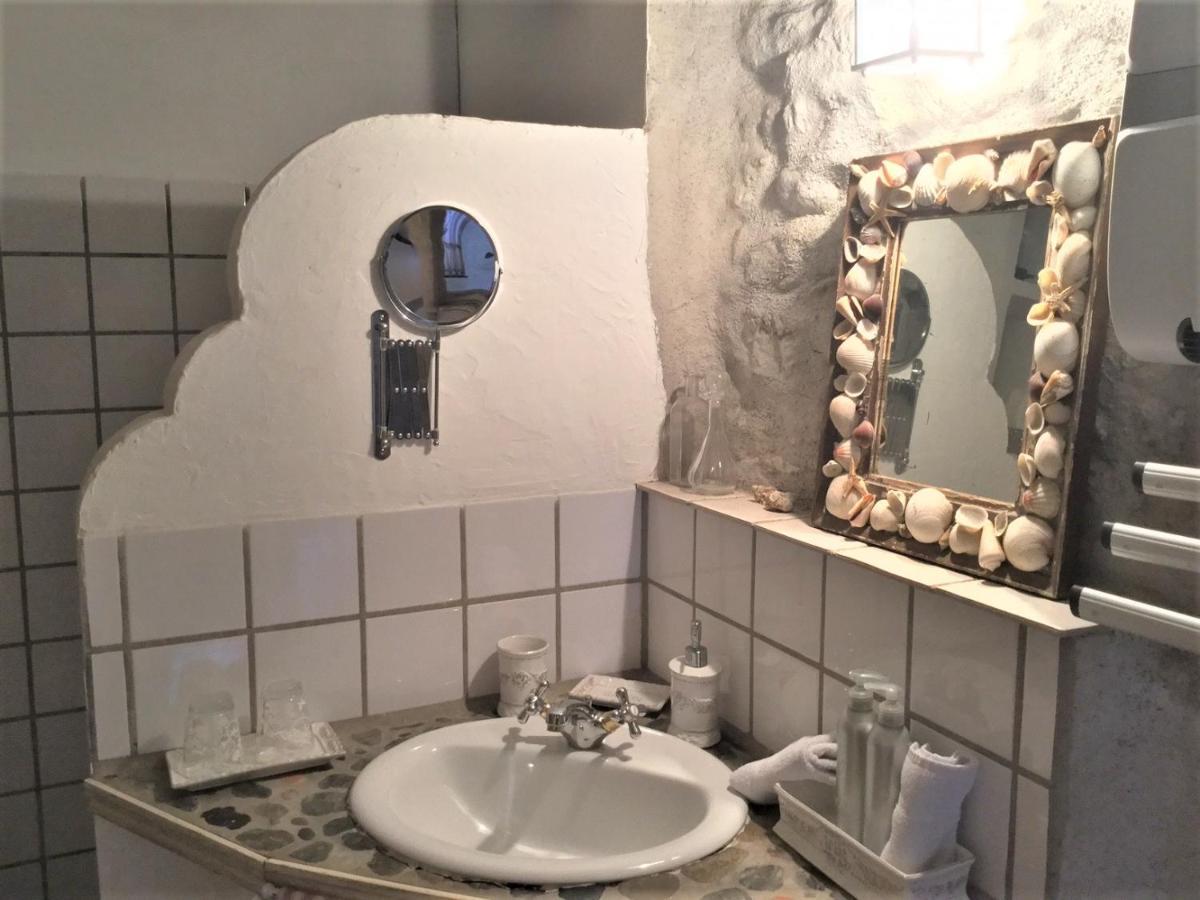 La Ribeyrette Panzió Chamborigaud Kültér fotó
